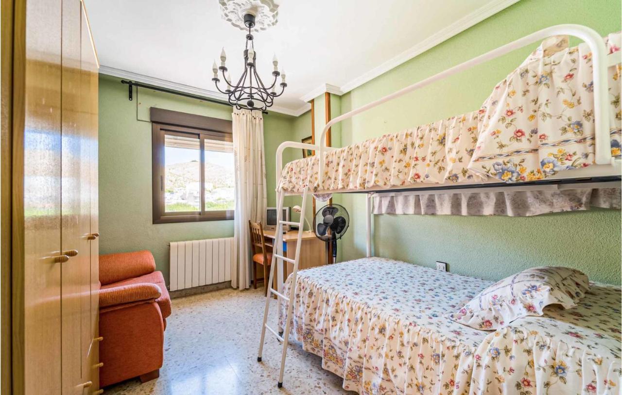 3 Bedroom Cozy Apartment In Pegalajar Luaran gambar